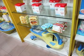 換季清倉大促 嬰童服飾鞋帽買一送一，奶粉紙尿褲滿就送，一站式批發購齊嬰幼用品